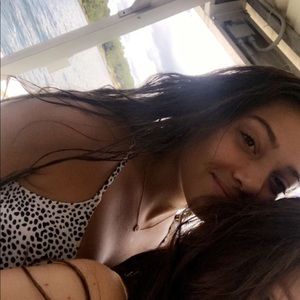 Meet your Posher, Reia